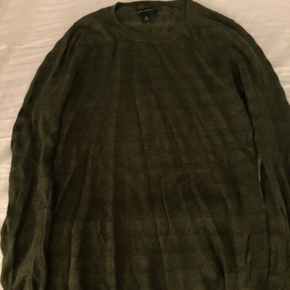 Banana Republic light weight sweater